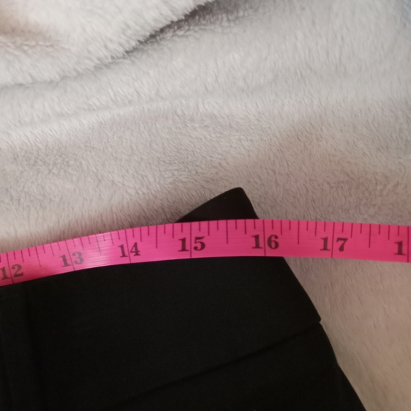 Ann Taylor LOFT Julie Cropped Black Dress/ Career Pants Size 6, 24" Inseam - Picture 12 of 12